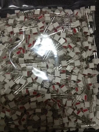 LED发光管二极管 4X6X7mm方形红灯 4*6*7 LED扁形红灯平面管