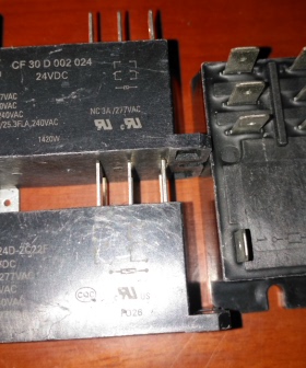 HF92F-024D-2C22F-24VDC继电器CF30D002024-24VDC两种通用