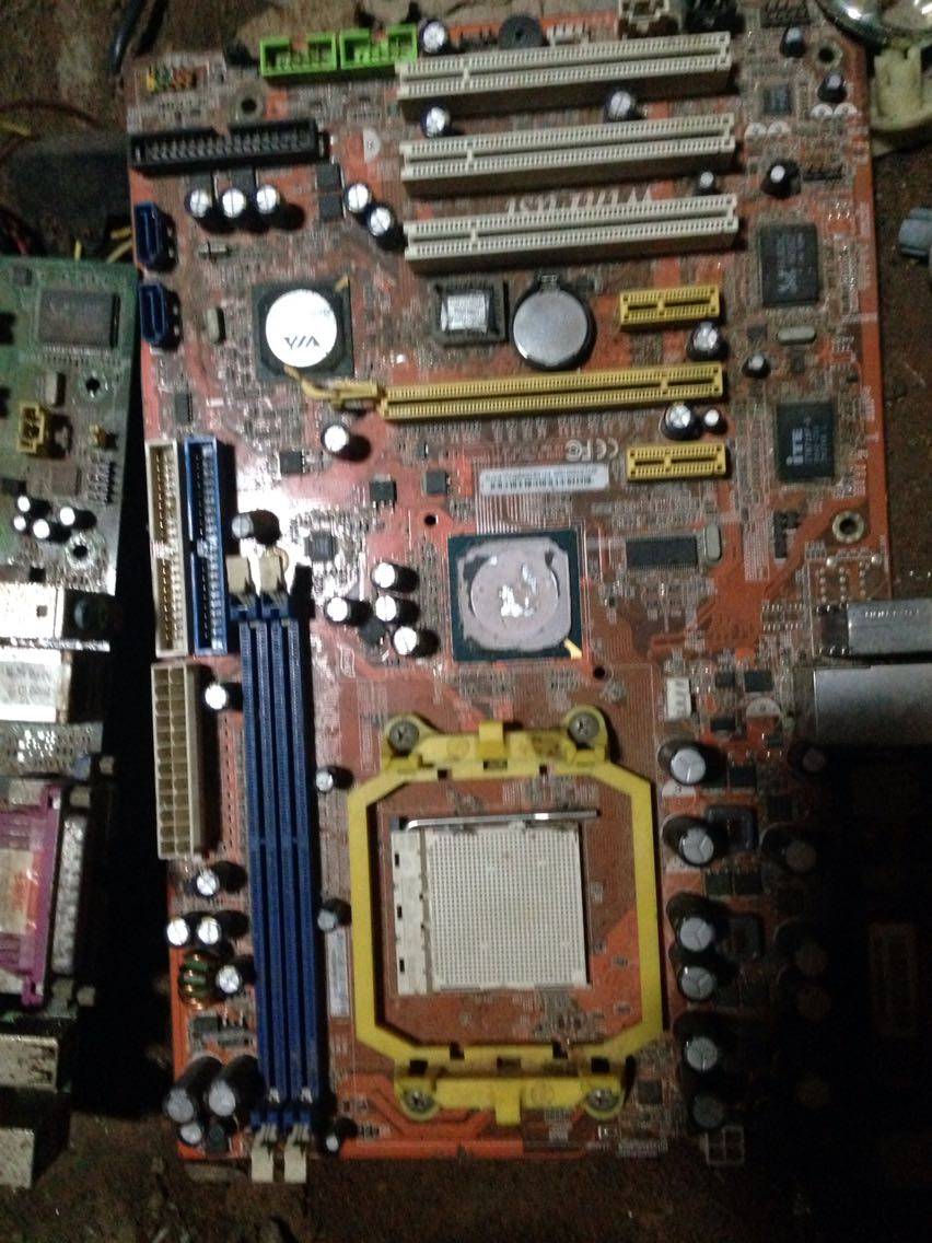 旧废电脑主板便宜处理练金银铜用研究制作用观赏艺术用灯光等在类目 饰品/流行首饰/时尚饰品新, 摆件中 - 来自Buy2taobao.com提供专业的淘宝代购服务