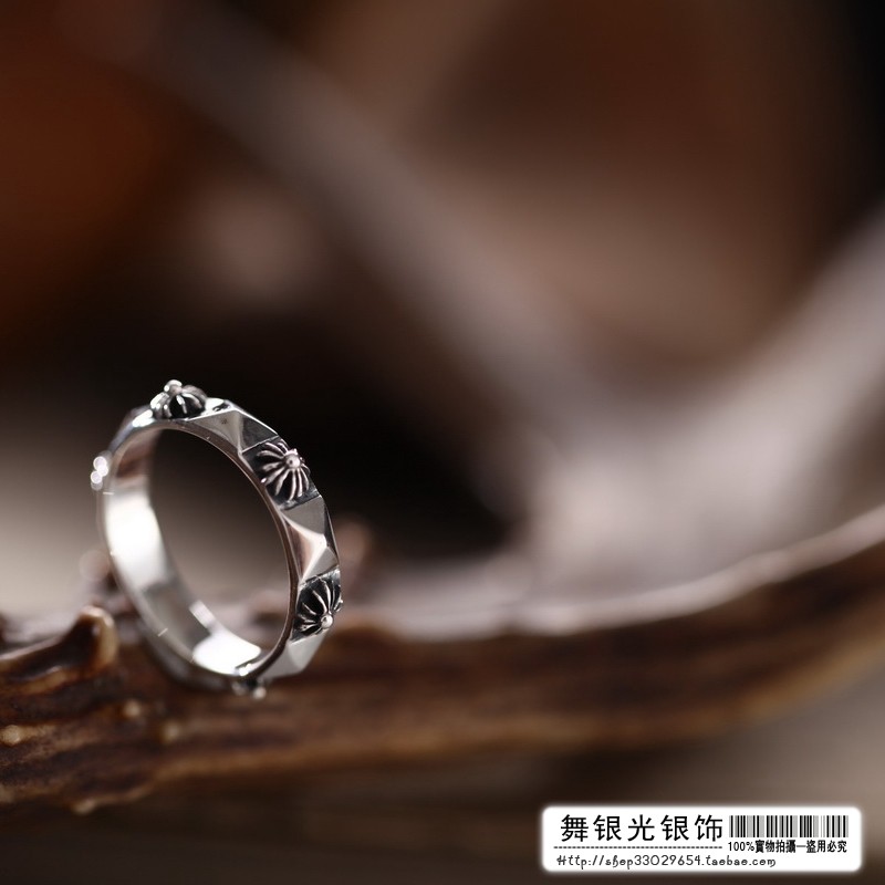 泰国饰品纯银小巧摇滚风尾戒
