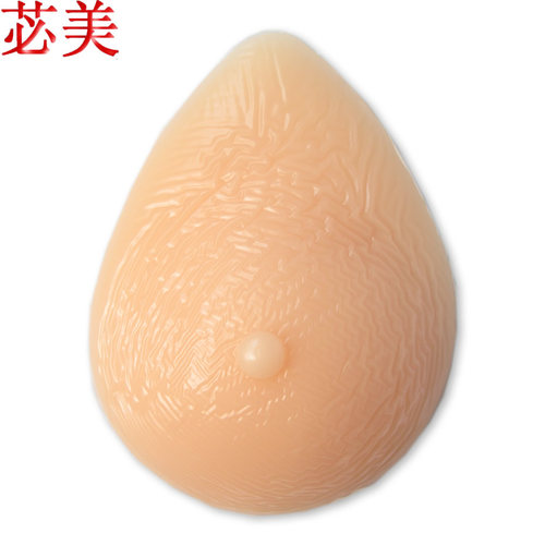 一只硅胶义乳 一个套 一个垫 一个定型盒