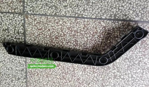 适用于猎豹CS10后杠支架后保险杠卡子 后杠挂角侧支架固定卡扣 正