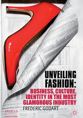 【预售】Unveiling Fashion