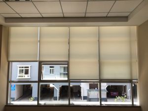 昆明窗帘电机 昆明电动窗帘电机 昆明一线品牌窗帘 卷筒窗帘电机