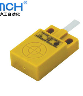 正品沪工方形接近开关非屏蔽式GKB-M0524NA/PA/NB/PB/D1/D2传感器