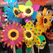 直径35全长75cm向日葵太阳花多色随机 饰风车 中号花形风车 木柄装