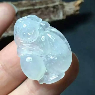 精品老坑A货冰种翡翠玉生肖猴子孙万代白冰透水润寿猴挂件吊坠子