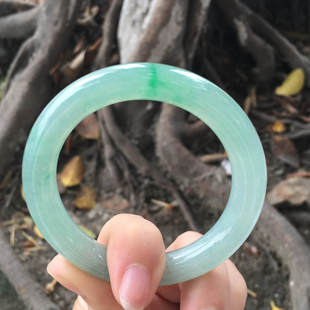 老坑天然A货冰糯种飘阳绿圆条翡翠手镯小圈口胖圆条50 金翠宝翡翠