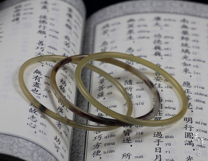 冰肌玉骨，自清凉无汗 正宗牦牛角细手镯 夏季凉血养生包邮