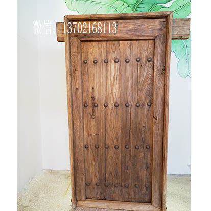 老木头风化榆木单扇门 传统古老的庭院门 室内门装饰效果