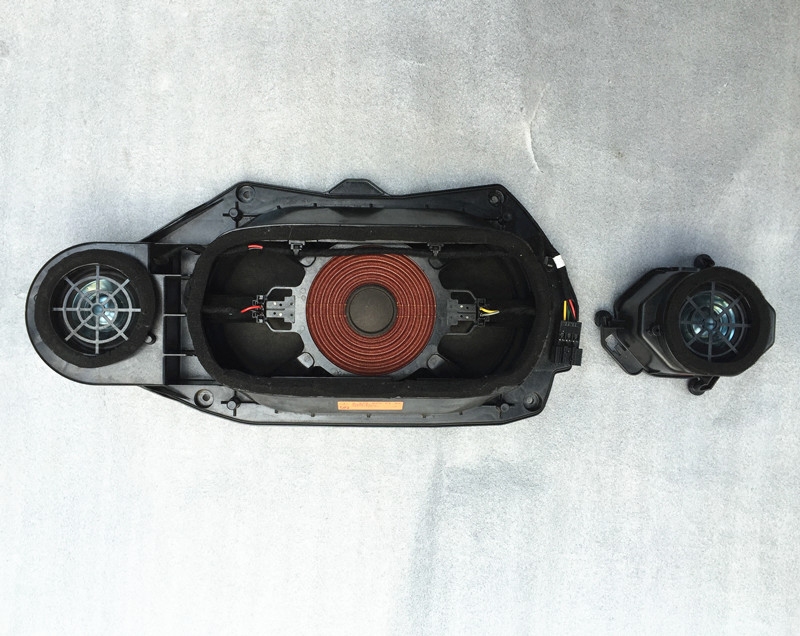 奔驰E200E260E300CLS300CLS350CLS400W212W218低音炮后平台低音炮在类目 汽车/用品/配件/改装, 汽车影音/车用电子/电器, 汽车影音, 汽车喇叭/高音头中 - 来自Buy2taobao.com提供专业的淘宝代购服务