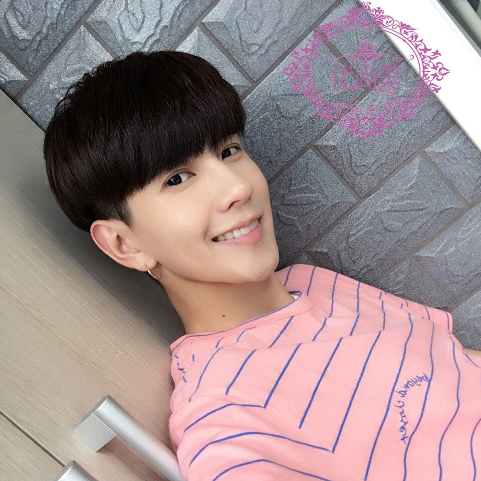 Perruque cheveux raides Court - Ref 2608589 Image 1