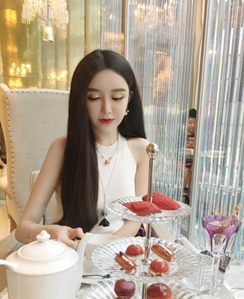 人手一件！夏季女神同款修身显瘦挂脖背心打底露肩针织吊带上衣女