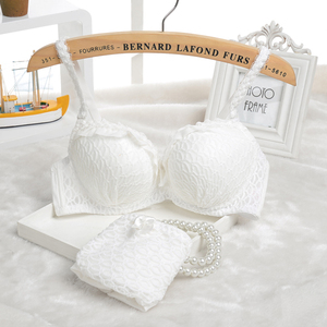 包邮 少女文胸套装日系白色聚拢学生内衣套装性感调整型甜美