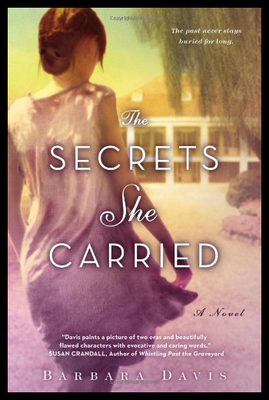 【预售】The Secrets She Carried