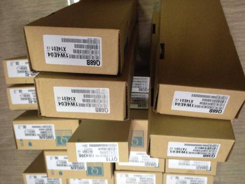 C200HG-CPU63-ZE全新原装