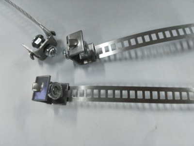 万能不锈钢扎带 迷你气缸磁性开关感应开关固定件绑带 CS1-U/F