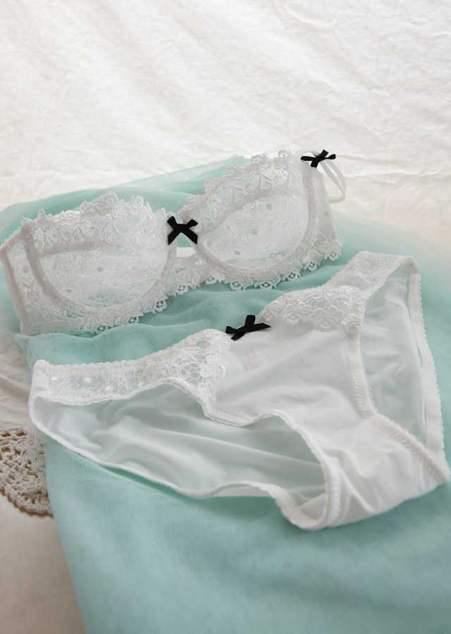法国小姐性感内衣套装