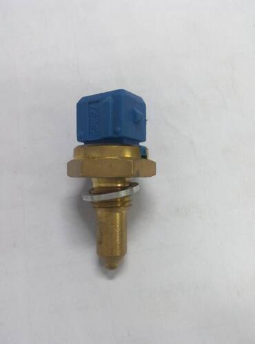 质保一年 各种温控水温机油压力传感器可以批发订购大量宝贝没上传请详情咨询客服或者电话咨询 非标 OEM  可以按要求定做 温度范围35-250度 常开 常闭  水温 耐高温 -40-135度  可配对插护套 各种要求  代购