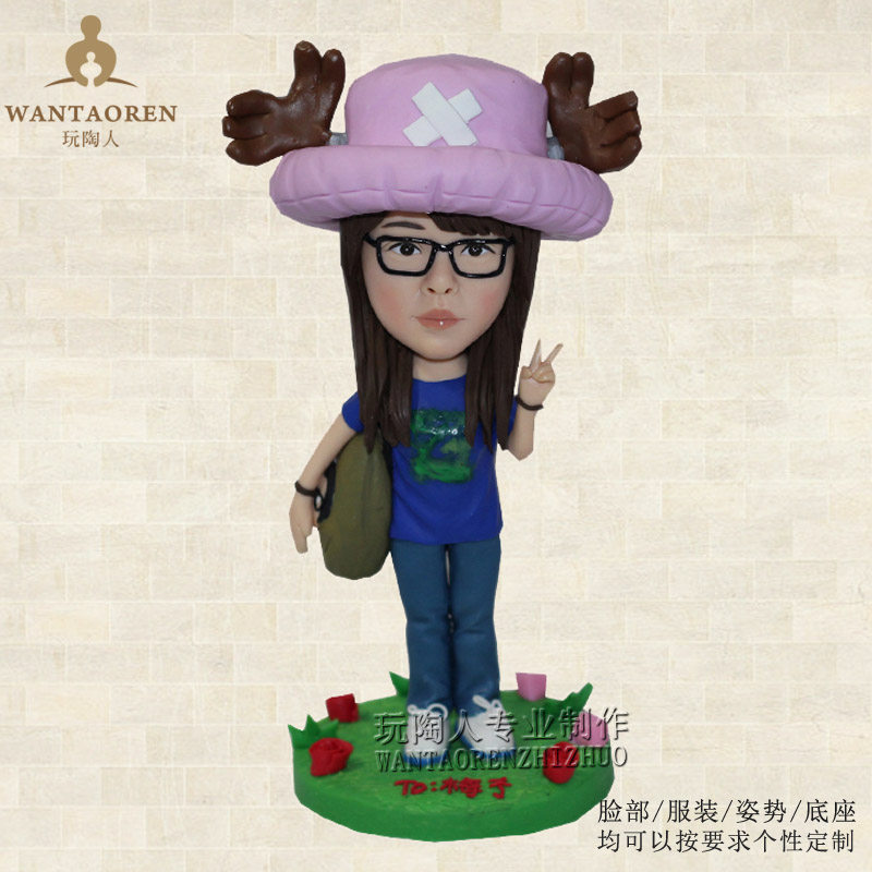 可爱造型-Q版真人陶偶定制 结婚玩偶 个性人偶 软陶公仔定做