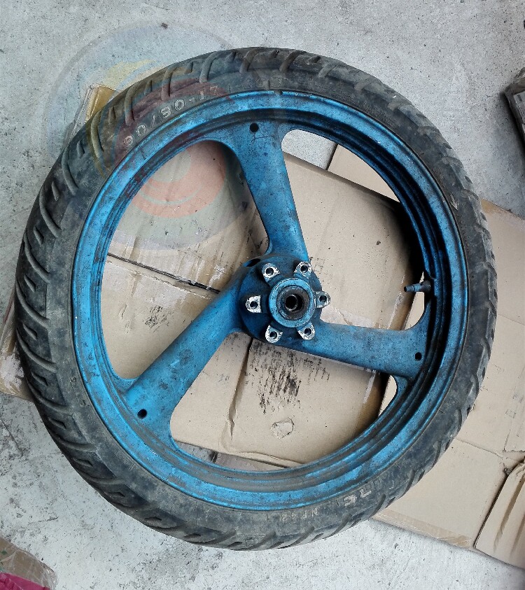 适用于建设雅马哈tzm150前钢圈  前铝轮 前轮毂