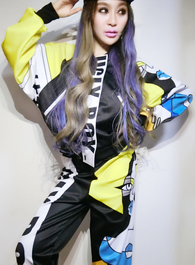 新款嘻哈爵士舞啦啦队ds演出服歌手舞台装男女宽松蝙蝠袖印花套装