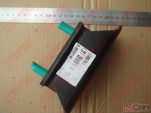 竞技者 五十铃 庆铃皮卡 庆铃厂 两驱 波箱 变速箱吊胶 脚胶