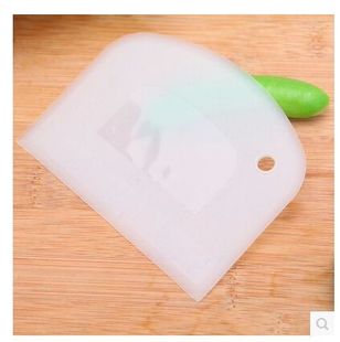 面大师软塑浮雕刮面切面板鲸鱼形D形切面包刀面条刀不粘面