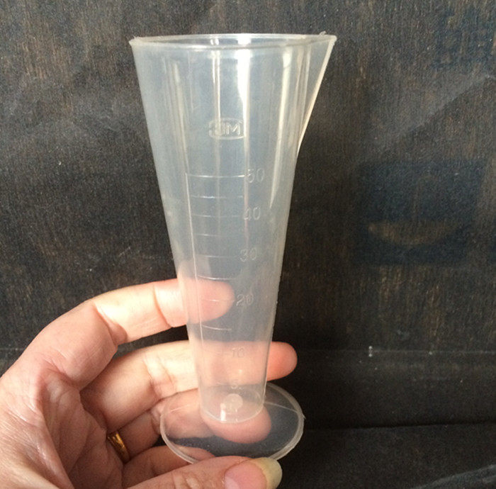 塑料锥形量杯 50ML无毒有刻度 烘焙工具三角锥形杯锥形量斗,厨房/烹饪用具,杯子,淘宝优惠券,粉丝福利购,淘宝优惠卷