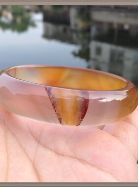 天然红色朱砂原石半蜜糖半灰紫玛瑙手镯冰透水润玉髓女加厚款92