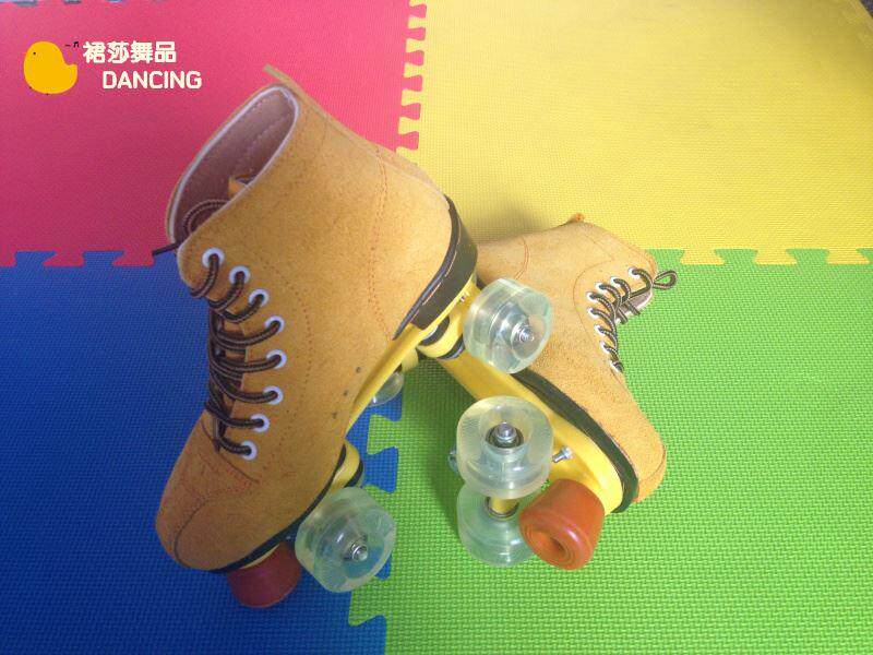Patins à roulettes - Ref 2578940 Image 1