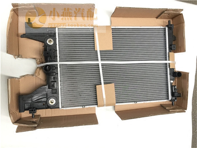 适配雪佛兰经典科鲁兹1.5 冷却水箱 散热器水箱总成专用水箱