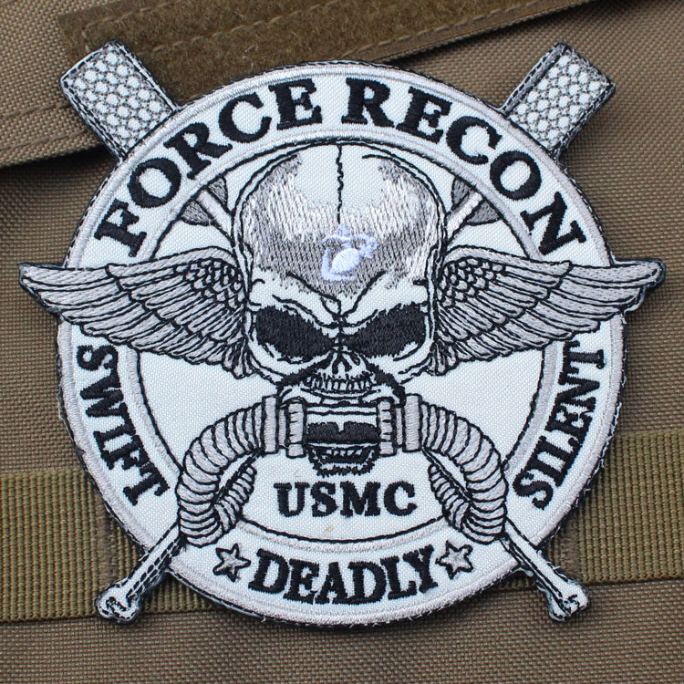 新款侦察臂章 刺绣臂章魔术贴 背包贴章魔贴衣帖 战术臂贴 个性贴