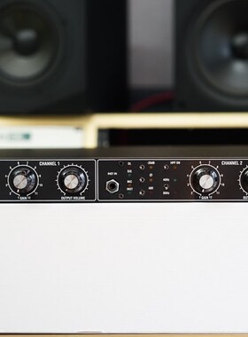 Waves （NOS） M-ONE 立体声场效应晶体管分离式A类话筒放大器