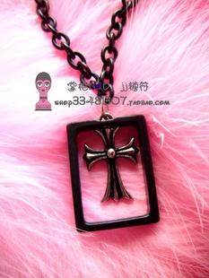 朋克版 艾薇儿Avril欧美明星黑色框架十字架项链