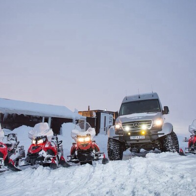 冰岛黄金圈+朗格冰川刺激雪地摩托一日游（全程乘坐超级越野车）