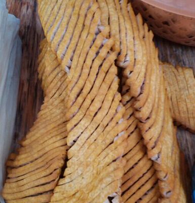 湖北荆州沙市女人街麻辣烫蓑衣干子梭衣干子炸香干豆腐干兰花豆干