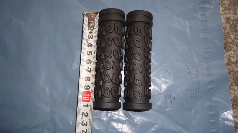 Poignées de vélo - Ref 2346139 Image 1