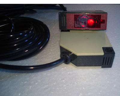 卷帘门自动门控制器红外线对射感应器，遇阻反弹，保护装置配件