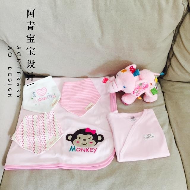 Coffret cadeau pour bébé - Vêtements + Fournitures - Ref 1976791 Image 3