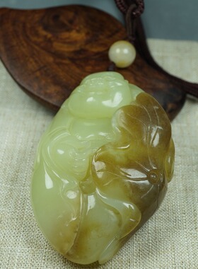 【晶金良玉】和田玉黄玉带糖弥勒佛