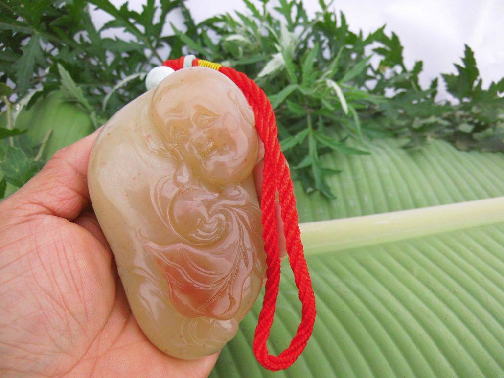 促销黄龙玉手玩把件观赏石