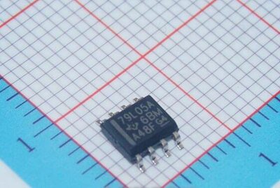 MC79L05ACDR 79L05A SOP-8 线性稳压 进口原装