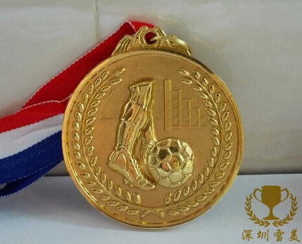 足球奖牌奖杯比赛儿童水晶运动会奖牌定做定制铜牌制作创意奖章