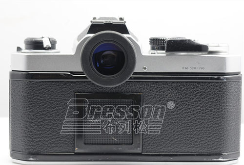 布列松屈光调节放大器