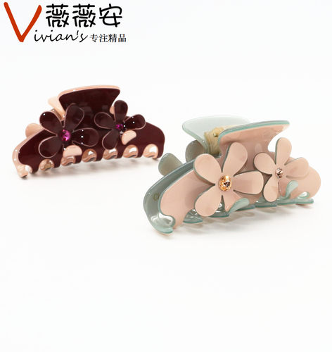 佩妮Chaplet娇羞消化抓夹