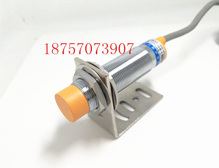 电容式接近开关M18接近传感器 LJC18A3-A-Z/BX直流常开