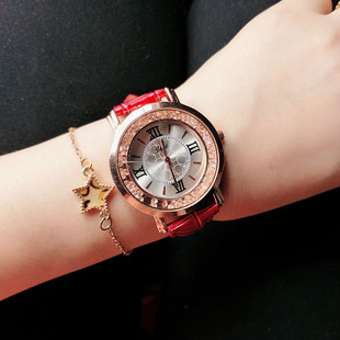 新款流行时尚流沙钻时装女表时尚滚珠饰品手表女款水钻欧美皮带表