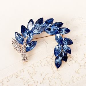 韩版水钻胸针韩国女百搭仿水晶胸花丝巾扣别针领针西服披肩扣饰品