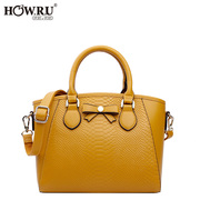 Kazakhstan 2015 crocodile pattern bag day in autumn and the new Korean fashion bow bag laptop Messenger bag